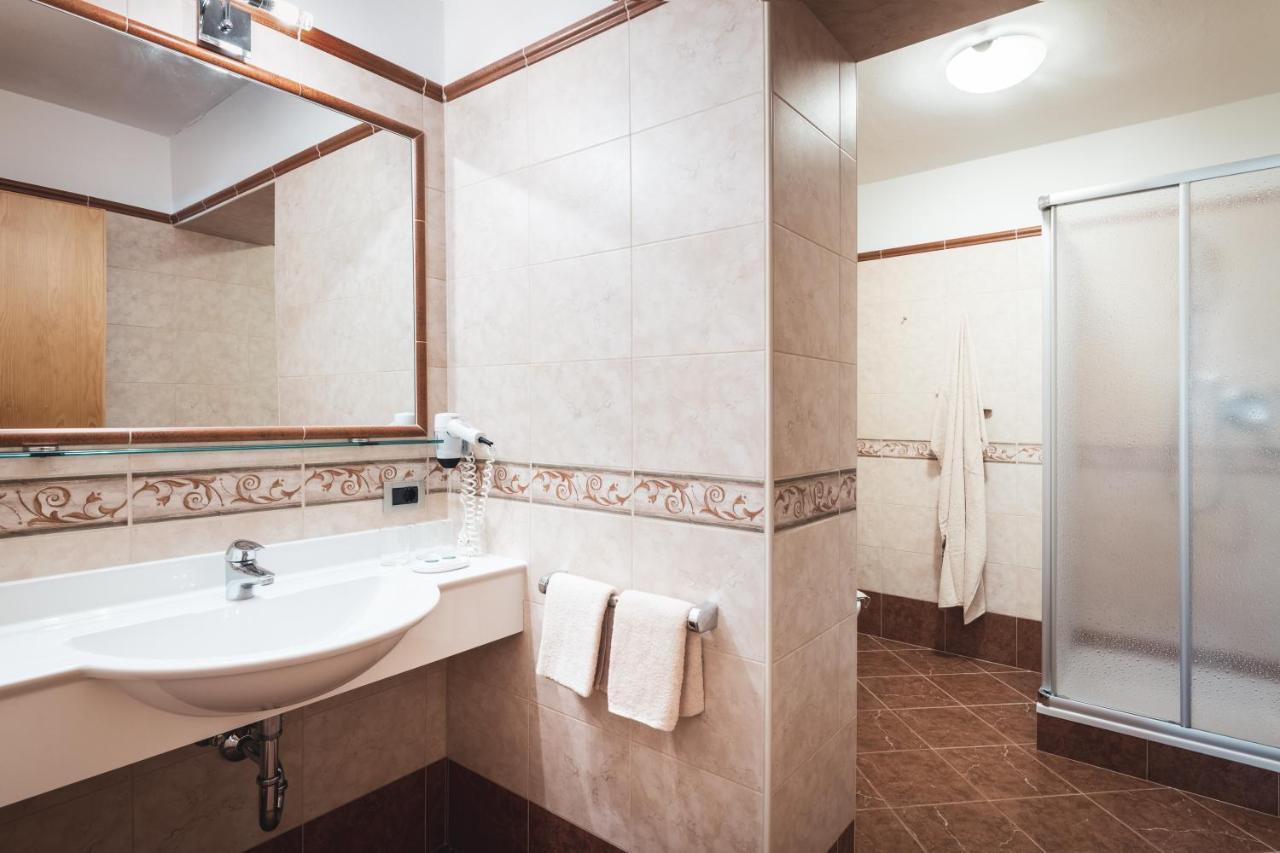 Berghotel Majarei San Vigilio Di Marebbe Zewnętrze zdjęcie